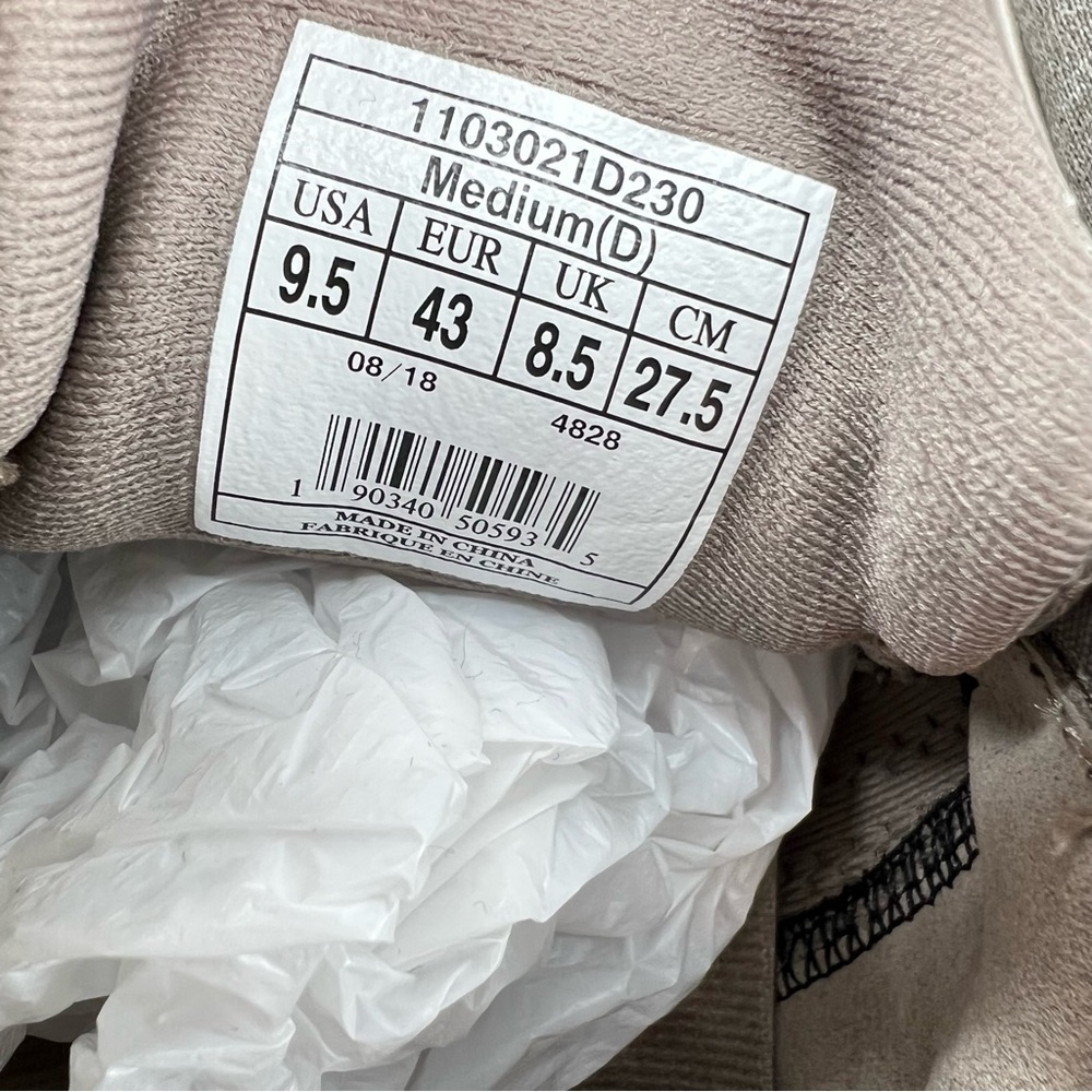 NWOT Brooks Levitate 2 Limited Edition Running Shoes Tan Beige Wood Men 9.5 - Picture 11 of 13